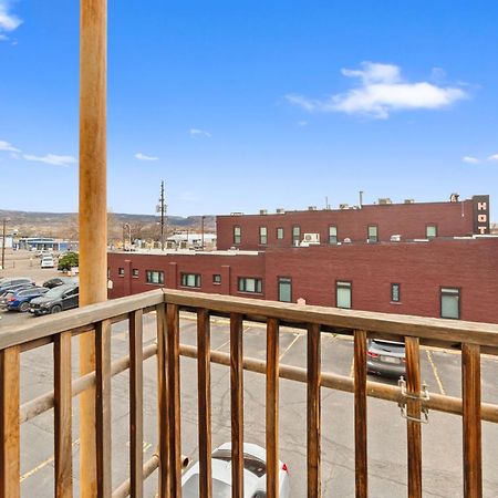 Modern Condo Inside The Historic St Regis Grand Junction Exterior foto